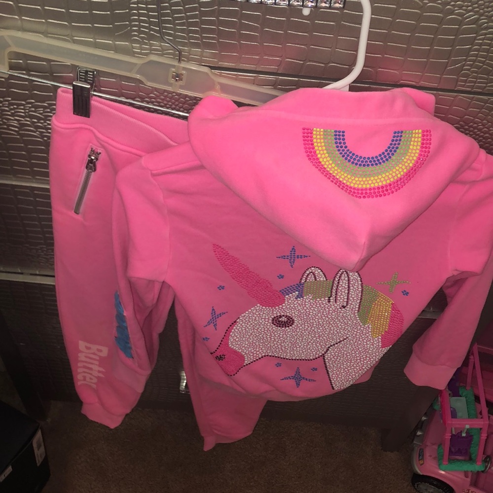 Girls Butter Sweatsuit